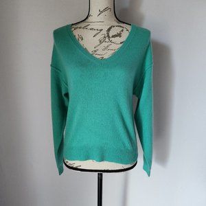 NWoT Absolut Cashmere V-Neck Sweater Pullover 100% Cashmere Green